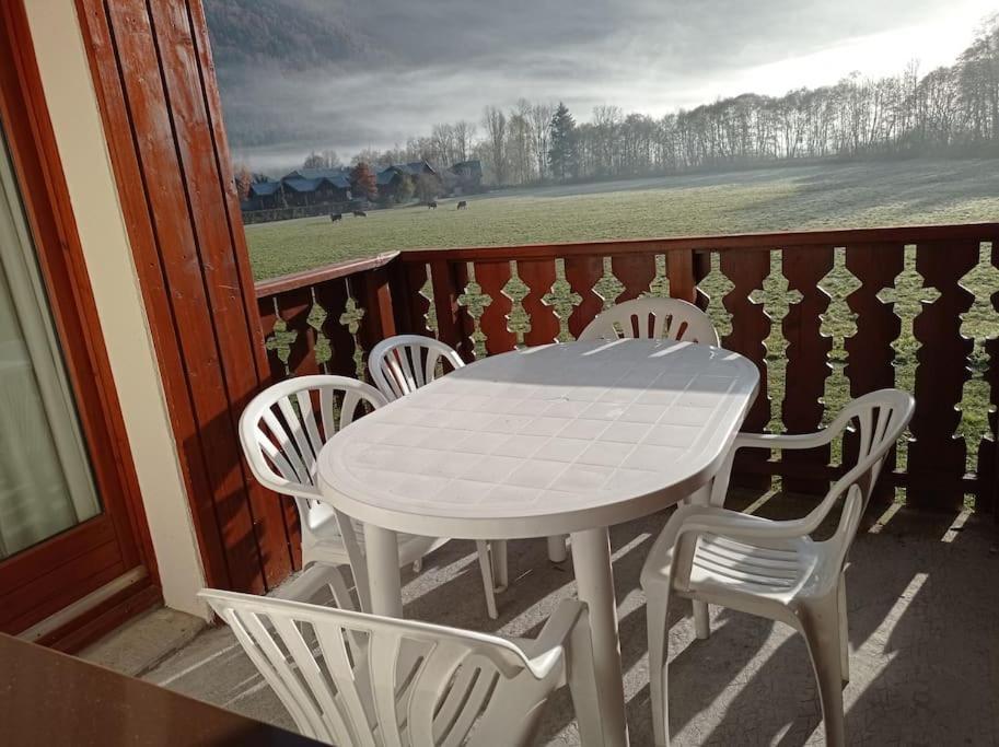 Bel Appartement En Residence Avec Piscines Samoëns Zewnętrze zdjęcie