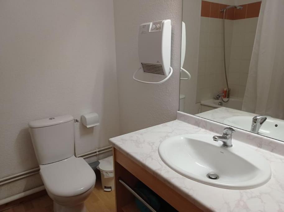 Bel Appartement En Residence Avec Piscines Samoëns Zewnętrze zdjęcie