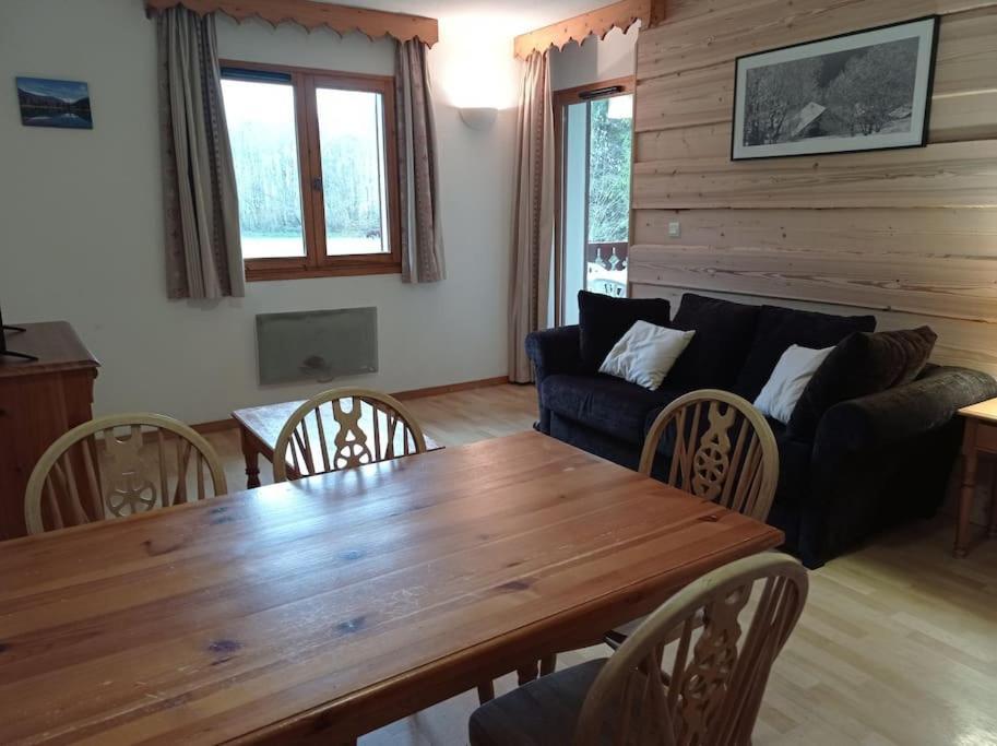 Bel Appartement En Residence Avec Piscines Samoëns Zewnętrze zdjęcie